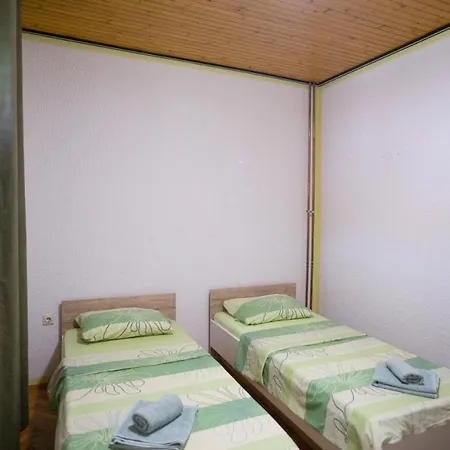 Apartment Apartman Aleksej