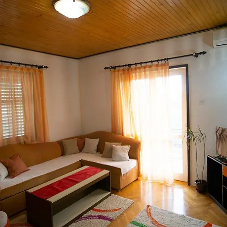 Apartman Aleksej Apartment